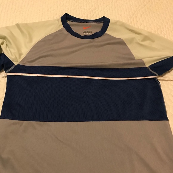 Nike Performance Top - Picture 10 of 10